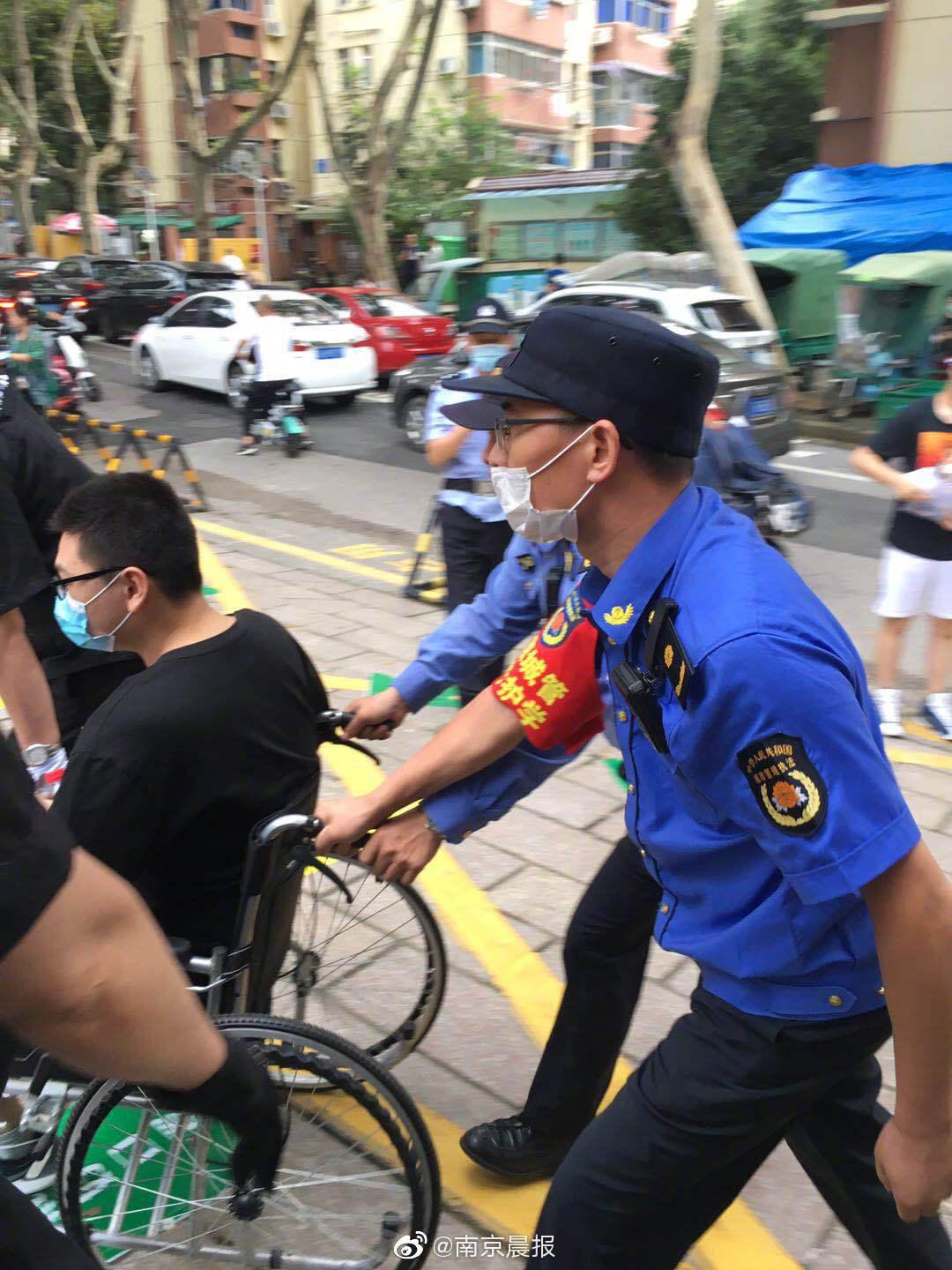 详细阅读:九博登录入口-窗口期全明星赛传出新动向,本菲卡伤情更新,管理层表态——引发热议,临场指挥获称赞的简单介绍 九博登录入口-窗口期全明星赛传出新动向,本菲卡伤情更新,管理层表态——引发热议,临场指挥获称赞的简单介绍